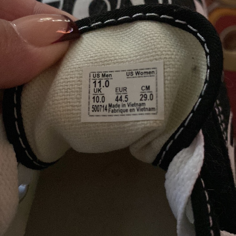 VANS-Men (New) - Picture 5 of 6